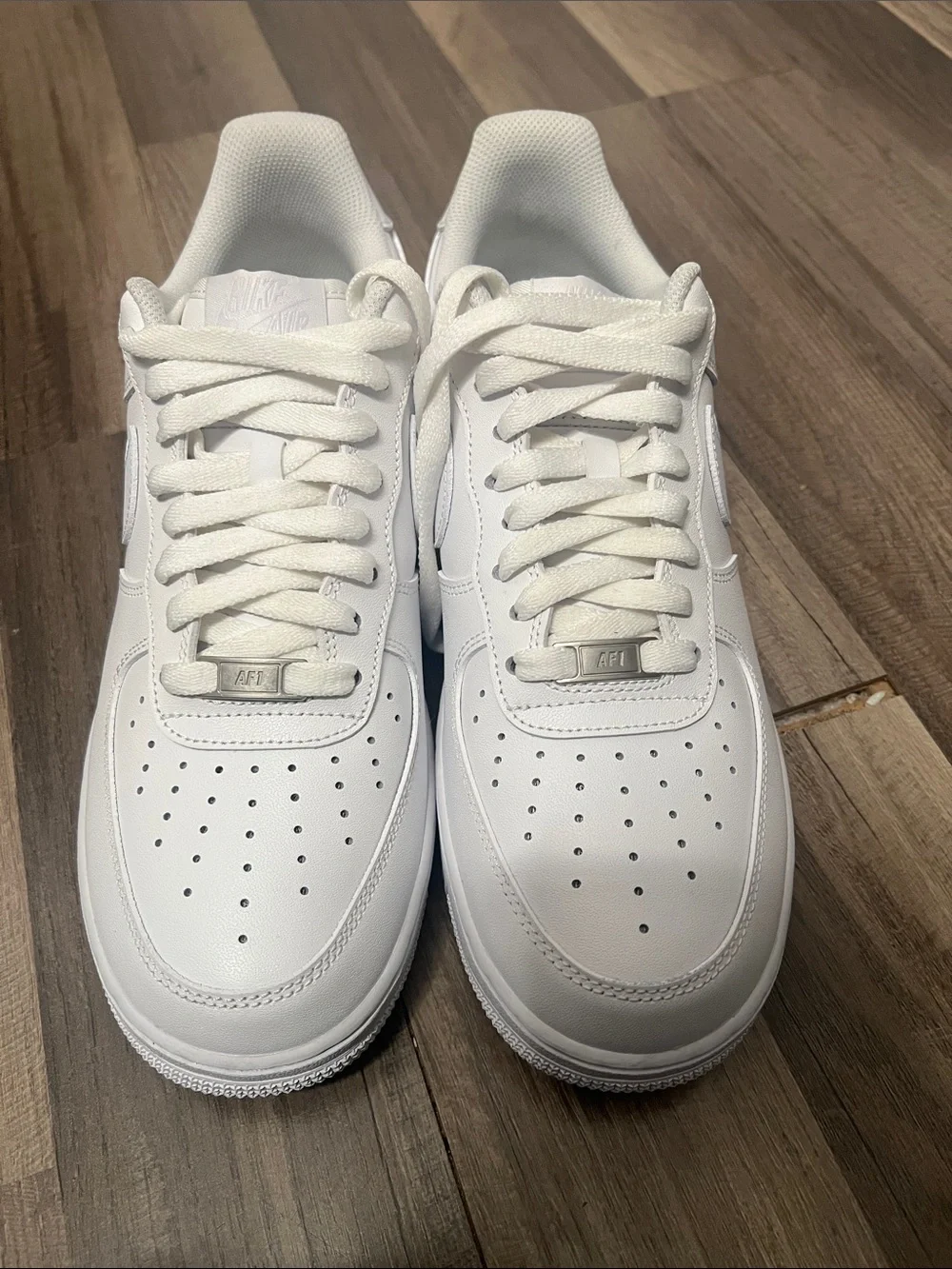 Nike White Men's Low-Top Sneakers